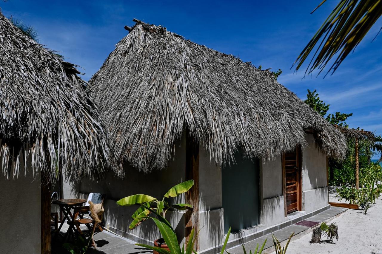Casa Mate Beachfront Cabanas El Cuyo Extérieur photo